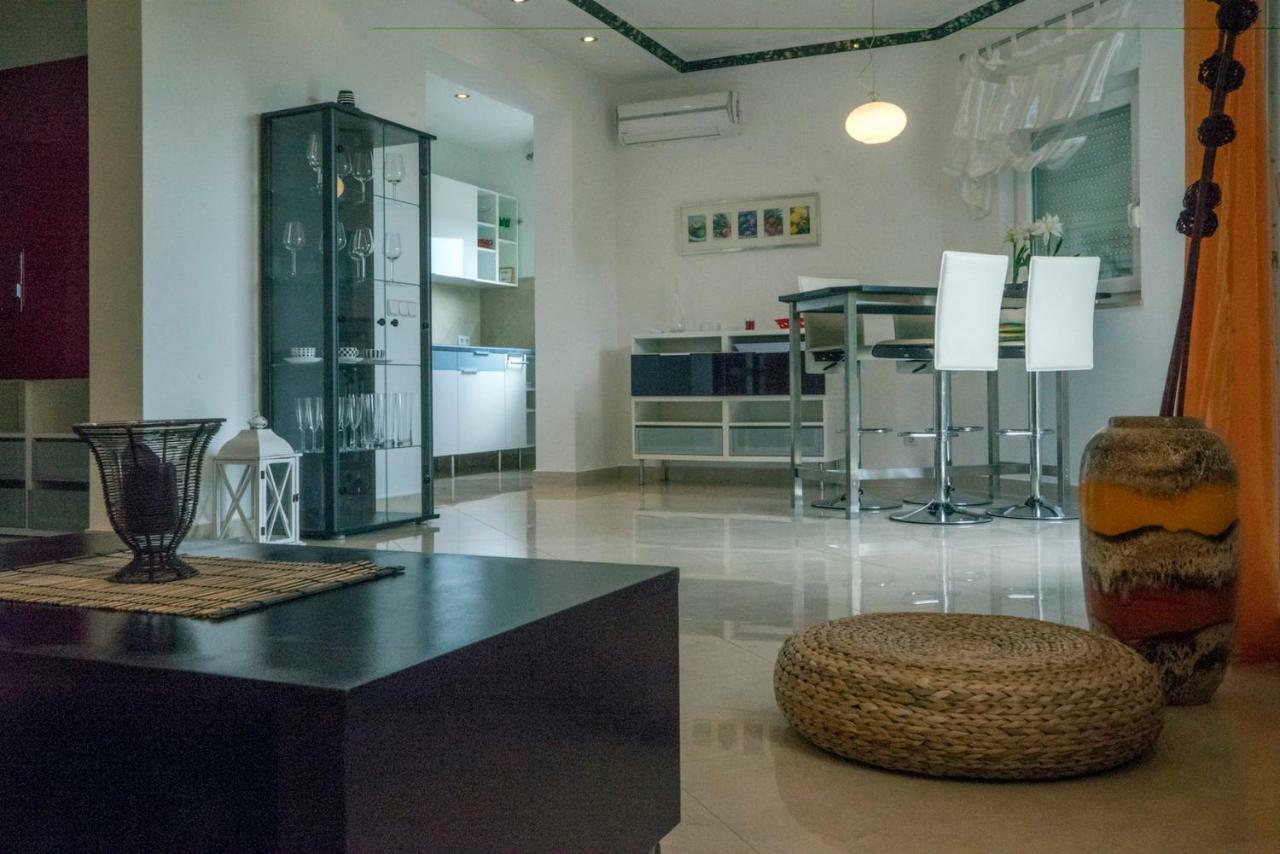 Apartment Annabela Banjol Exteriér fotografie